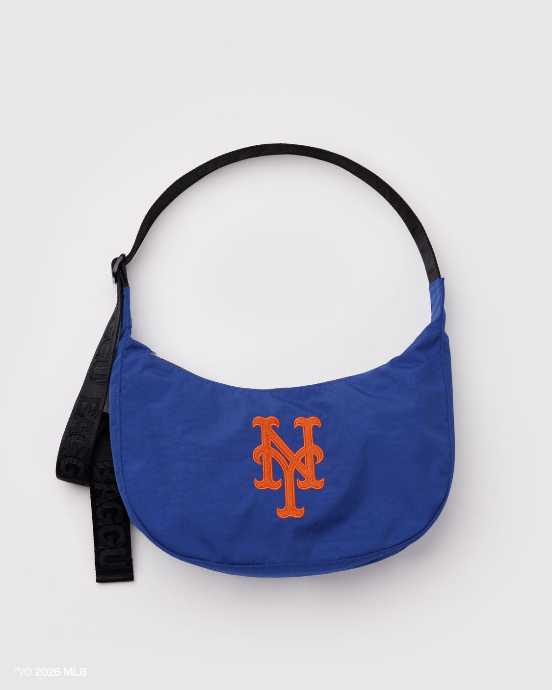 Medium Nylon Crescent Bag - New York Mets™ - Active Travel Haul